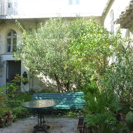 Le Cloitre Du Couvent Villeneuve-lès-Avignon