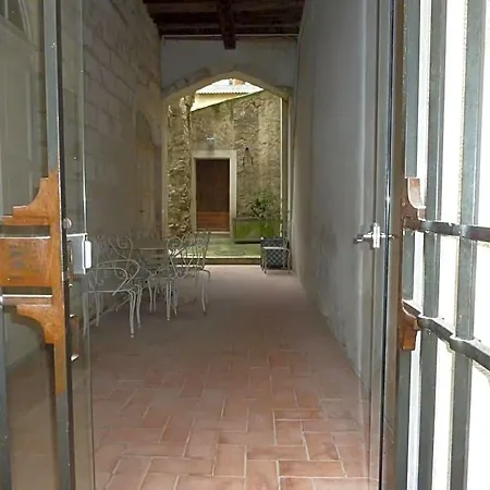 Le Cloitre Du Couvent